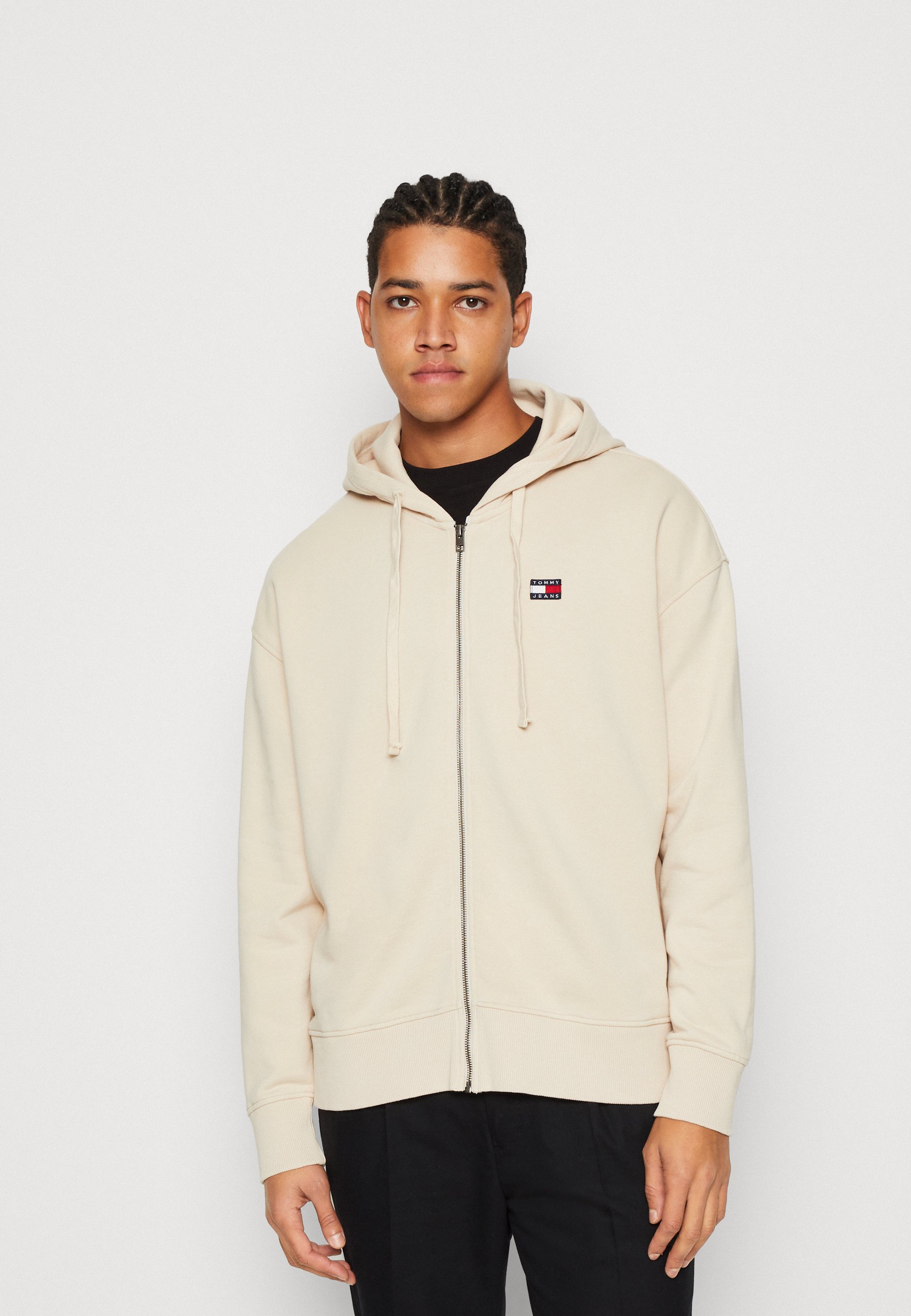 tommy jeans badge hoodie beige