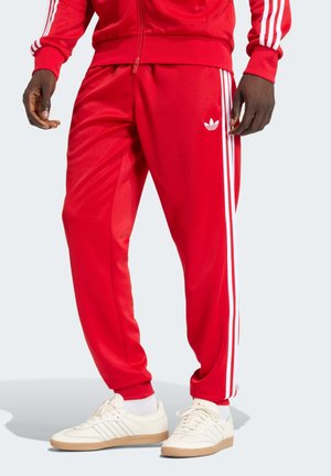 adidas Originals SST TP - Παντελόνι φόρμας - better scarlet