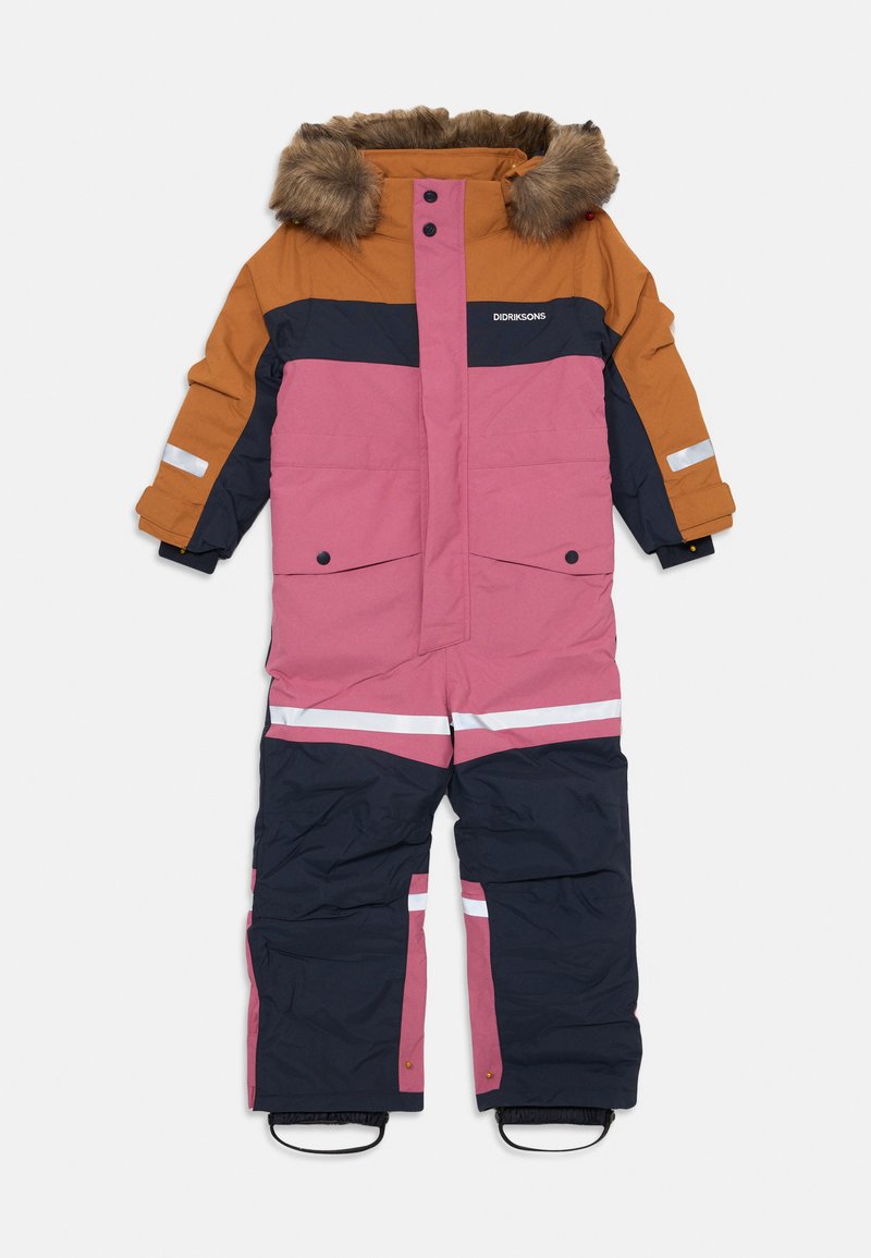 Isolatsiooniga talveülikond oranži, roosa ja navy sinise värviga, karusnahaga voodriga kapuuts, peegeldavad aktsendid ja kaks esikotti. Veekindel kangas.