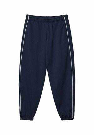 Tamno plave jogger hlače s elastičnom stražnjom i manžetama, s bijelim bočnim trakama. Napravljene od mekog materijala, dizajnirane za udobnost.