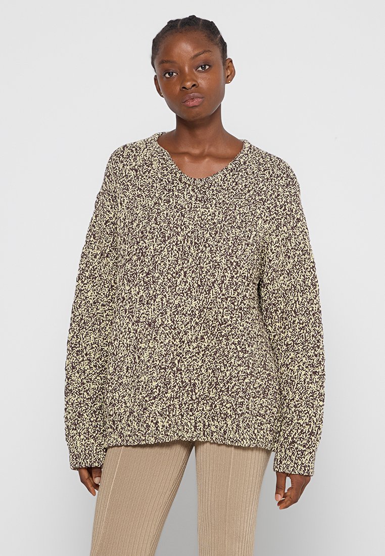 Nanushka Trui geel Nanushka Trui geel