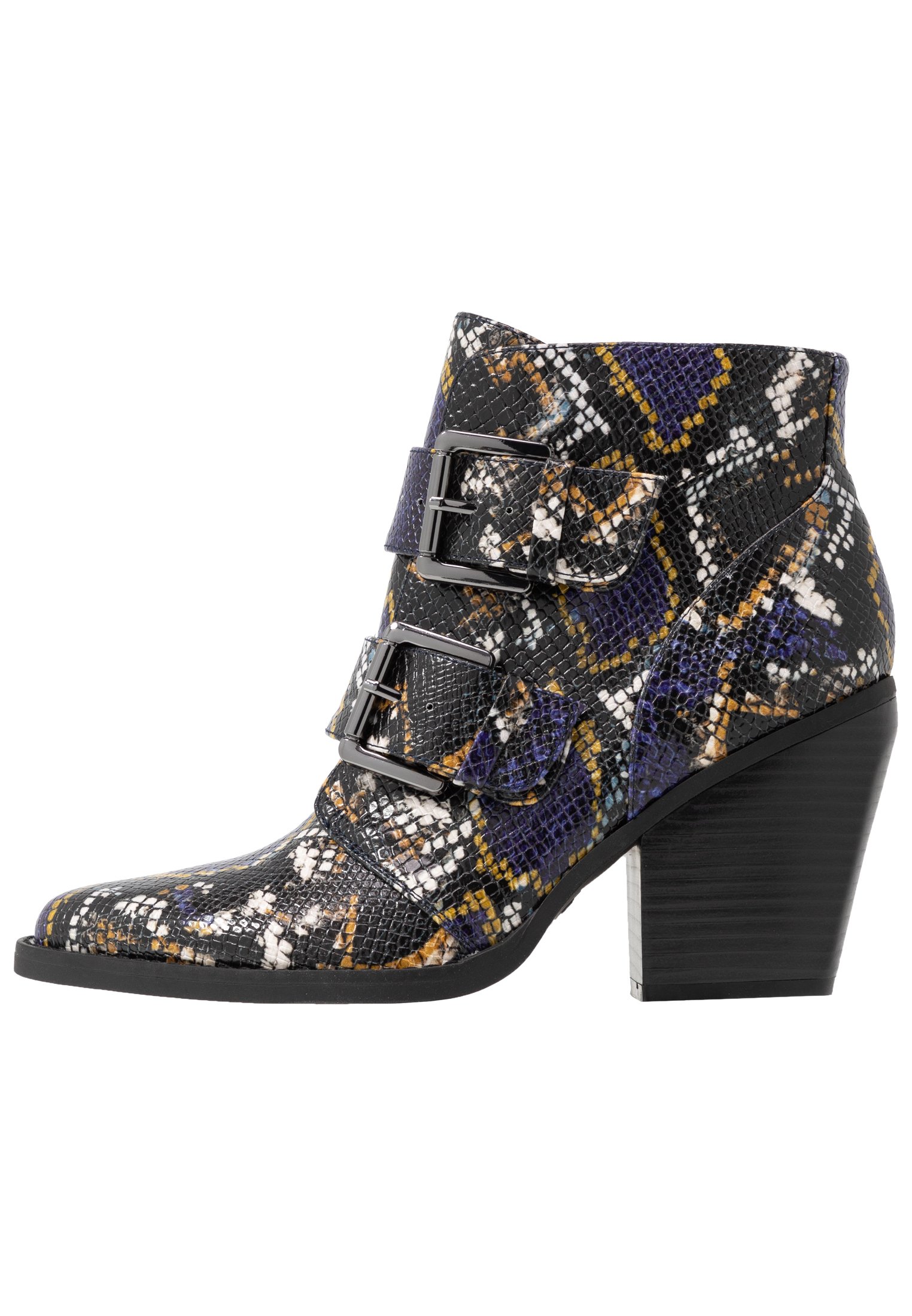 madden girl evita boots