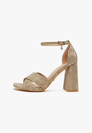 DeeZee, DEEZEE SANDALS F3496-2 - Sandales - gold-coloured