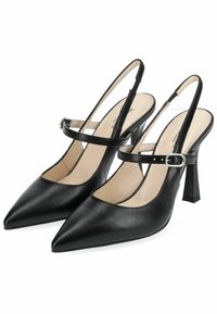 Escarpins en cuir noir à talon slingback avec des orteils pointus, dotés de brides de cheville réglables et d'un talon carré, texture lisse et design minimaliste.