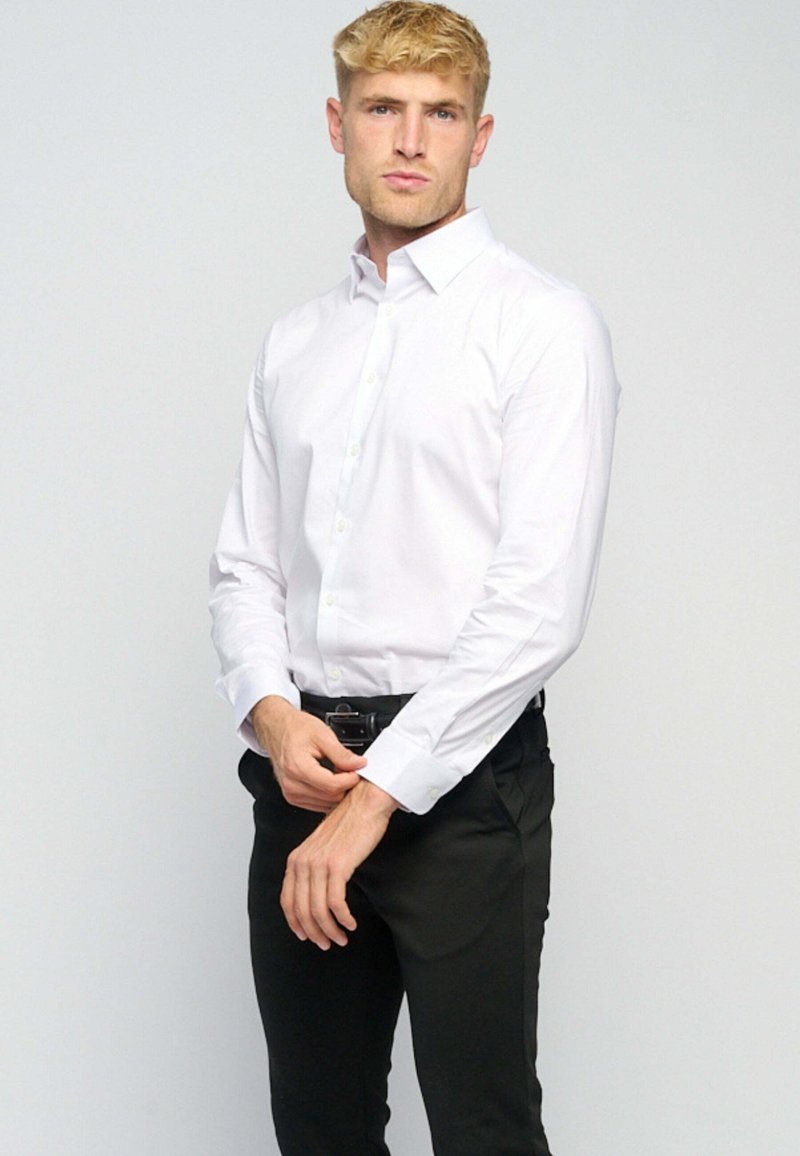 TEESHOPPEN THE ORIGINAL PERFORMANCE  - Skjorter - white