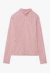 FITTED TRAINING JACKET WITH FULL ZIP AND POCKETS
 - Chaqueta de entrenamiento - mauve