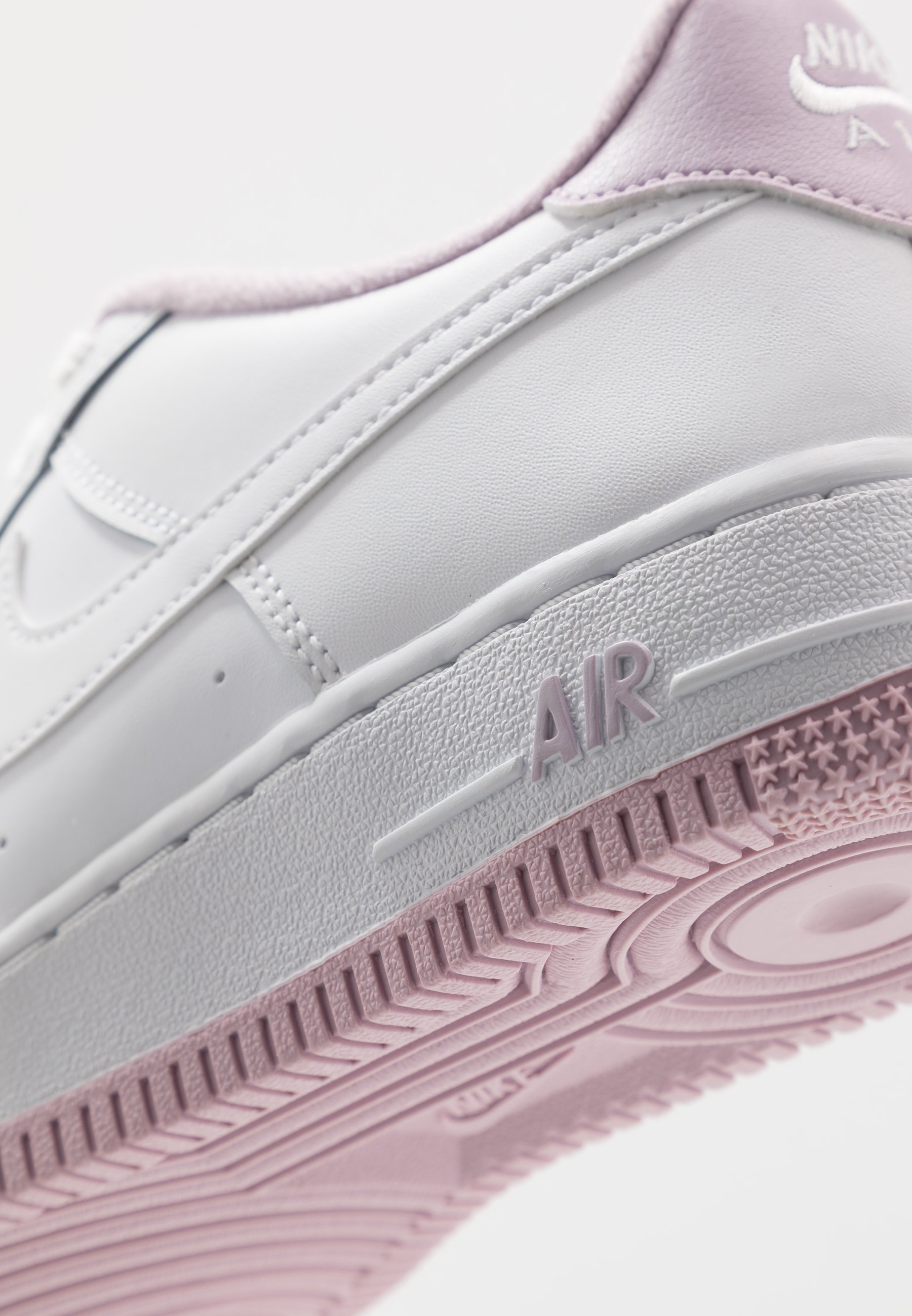 nike air force 1 trainers white white iced lilac
