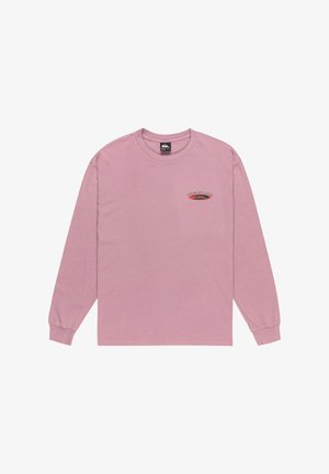 Langermet t-skjorte i myk rosa bomull. Har et lite grafisk design i svart og rødt på venstre bryst. Rund hals og tettsittende mansjetter.