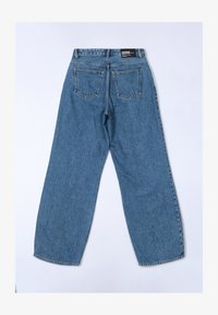 Unselected, stream sky retro