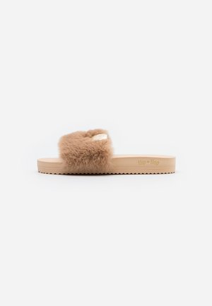 Sandalo slide beige con fascia spessa e morbida in pelliccia sintetica e suola texturizzata, logo del marchio "flip*flop" impresso sul lato.