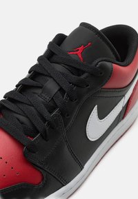 Jordan AIR JORDAN 1 - Sneakers basse - black/red/white