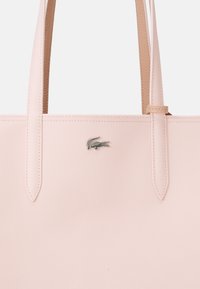 Lacoste 3-IN-1 - Saco de mão - chair amande