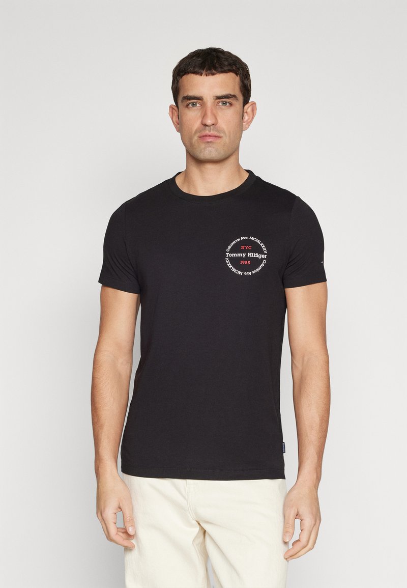 Tommy Hilfiger - T-shirt z nadrukiem