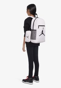 Jordan AIR SCHOOL BACKPACK UNISEX SET - Pieštukinė - pink foam