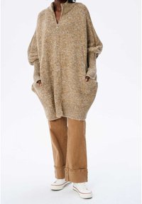 blue shadow Kofta - light brown