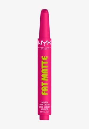 Rossetto rosa acceso NYX Professional Makeup Fat Matte colore uniforme in un tubo sottile twist-up con testo giallo e bianco.