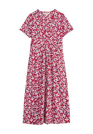 Raudona midi suknelė trumpomis rankovėmis, su baltais ir mėlynais gėlių raštais, suapvalintu kaklo iškirptės kraštu ir surinkta liemens dalimi.