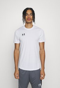 Under Armour - CHALLENGER TRAIN - Sportiniai marškinėliai trumpomis rankovėmis - white/black Miniatiūros vaizdas 1