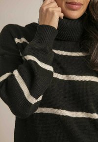 Dona x Lisa COL ROULÉ RAYURES KAVALIE - Pullover - noir
