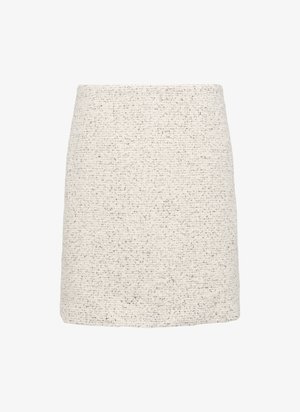 Woven cream mini spódnica z teksturowaną powierzchnią, z drobnymi czarnymi nakropieniami. Prosty krój z wykończonym dołem.