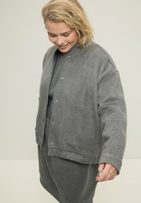 Studio Untold Giubbotto Bomber - dark gray-mottled
