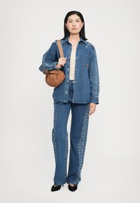 MCM Sirgete säärtega teksad -  blue