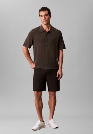 CLASSIC - Short - black