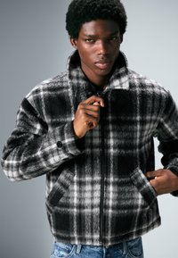 Weekday RELAXED WOOLBLEND - Ľahká bunda - black