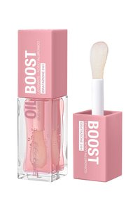 Olio labbra con tonalità rosa in bottiglia trasparente e tappo rosa, etichettato "BOOST" con applicatore a wand che mostra una punta morbida in spugna.
