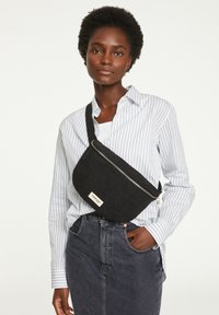 Rivedroite Paris CUSTINE - Sac banane - black