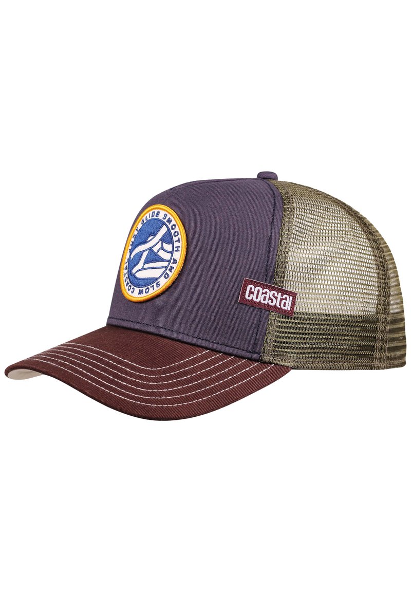 Baseballcap mit einer lila Baumwollfront, brairem Schirm, grünem Netzrücken und einem gelben Kreislogo mit Wellenmuster. "Coastal"-Etikett enthalten.