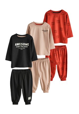 Three sets of children's long-sleeve tops and pants in black, beige, and red with text prints like "AWESOME" and "SMILE CLUB."