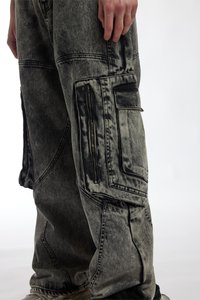 FAVELA BIG POCKET - Brīvi džinsi - black acid washed