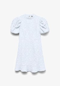 Neselectat, brilliant white