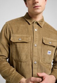 Lee WORKWEAR - Chaqueta fina - dark khaki