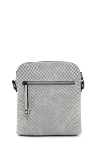 Borsa a tracolla perforata grigia con tasca frontale con zip, tracolla regolabile e texture liscia. Accenti hardware neri sui bordi.