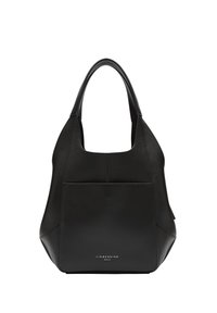 Czarna skórzana torba typu tote o luźnym fasonie, z dużą kieszenią z przodu i krótkimi uchwytami, ozdobiona wytłoczonym logo na dole.