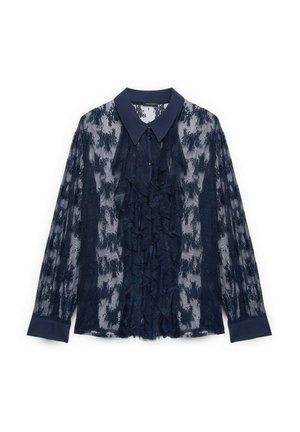 Marineblå gennemsigtig bluse i blonde med lange ærmer, solid spids krave og manchetter samt flæsedetaljer ned langs fronten.