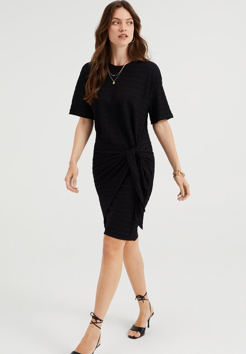 Damen Freizeitkleider | WE Fashion OVERSLAGJURK Freizeitkleid black/schwarz - LC08532 Damen Freizeitkleider | WE Fashion OVERSLAGJURK Freizeitkleid black/schwarz - LC08532