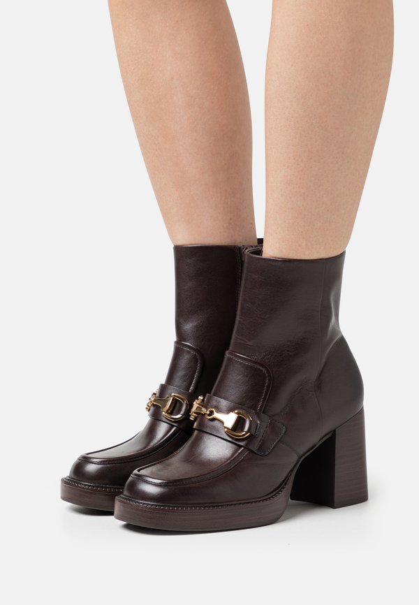 Platform ankle boots - mahogany