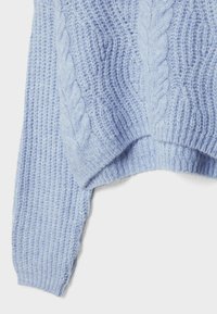 Stradivarius Sweter