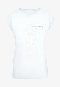 Unselected, white