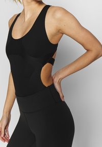 Nike Performance Justaucorps - black