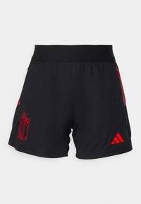 Czarne spodenki sportowe z czerwonymi akcentami. Posiadają solidny pas i haftowane logo na lewym udzie. Lekki materiał, praktyczny design.