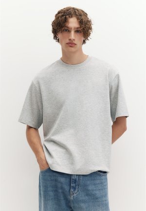 PULL&BEAR, BOXY INTERLOCK - T-SHIRT - T-shirts basic - grey