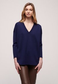 Unselected, blu violaceo