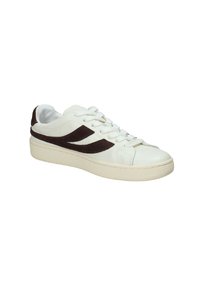 Weißer Low-Top-Sneaker mit schwarzen Wildleder-Zickzackstreifen, weißen Schnürsenkeln und hellcremiger Gummisohle, schräg nach rechts auf weißem Hintergrund.