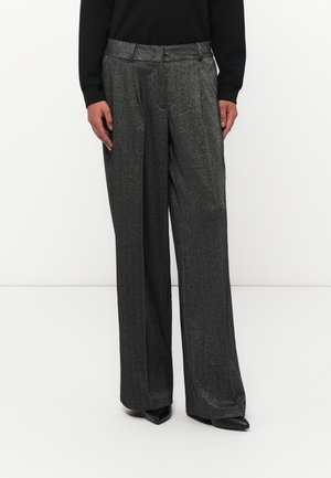 Wijde broek van metallic stof, met een hoge taille, voorplooien en een stijlvolle, gestructureerde zwarte afwerking.
