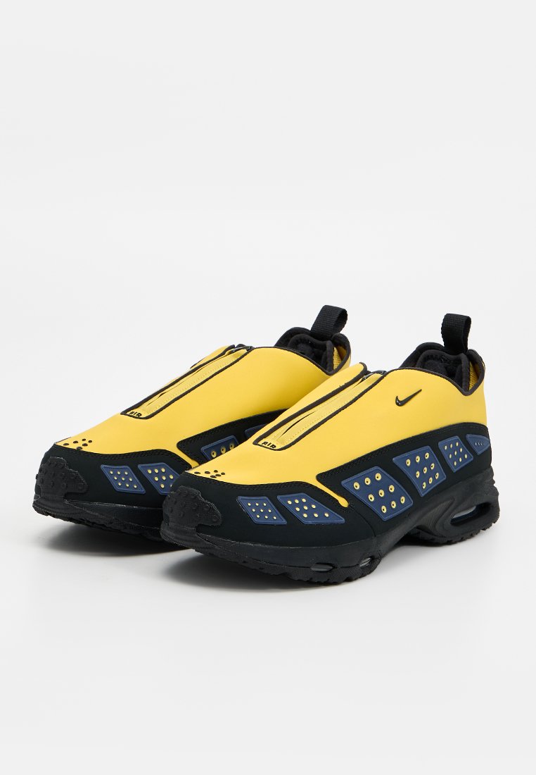 AIR MAX SNDR