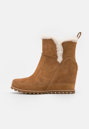 Ankle boots - cognac